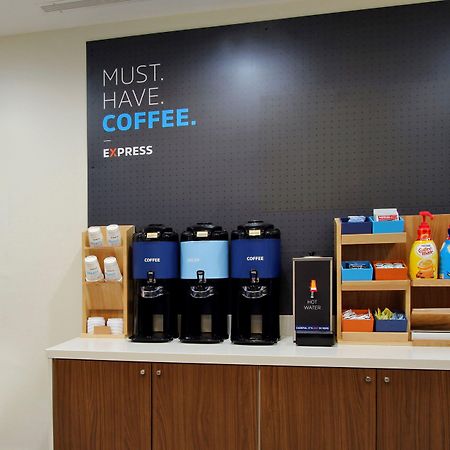 Holiday Inn Express & Suites Clovis Fresno Area By Ihg Eksteriør bilde