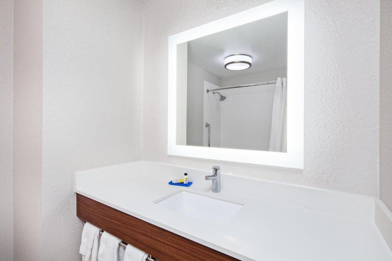 Holiday Inn Express & Suites Clovis Fresno Area By Ihg Eksteriør bilde