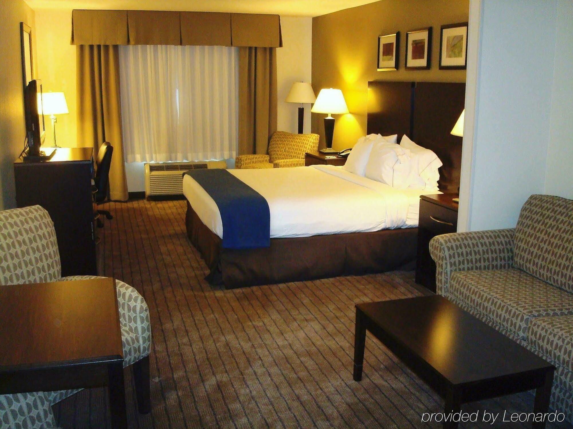Holiday Inn Express & Suites Clovis Fresno Area By Ihg Rom bilde