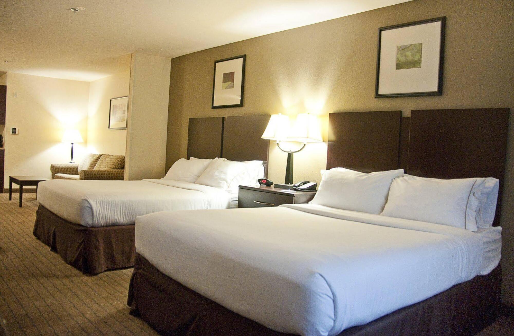 Holiday Inn Express & Suites Clovis Fresno Area By Ihg Eksteriør bilde